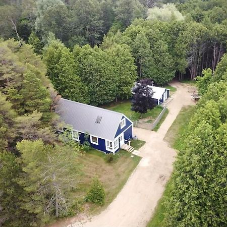 Cottage Retreat On 11 Acres Flesherton 外观 照片